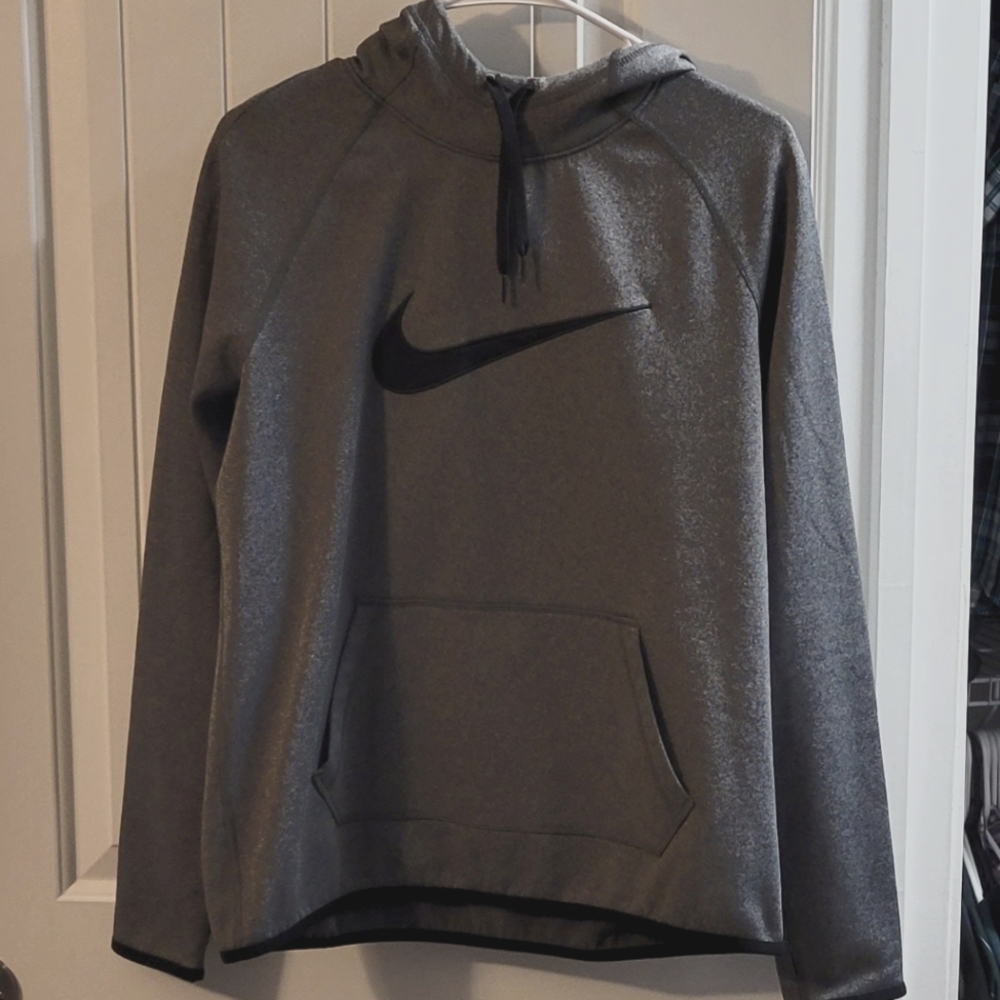 Nike DRI fit Pullover
